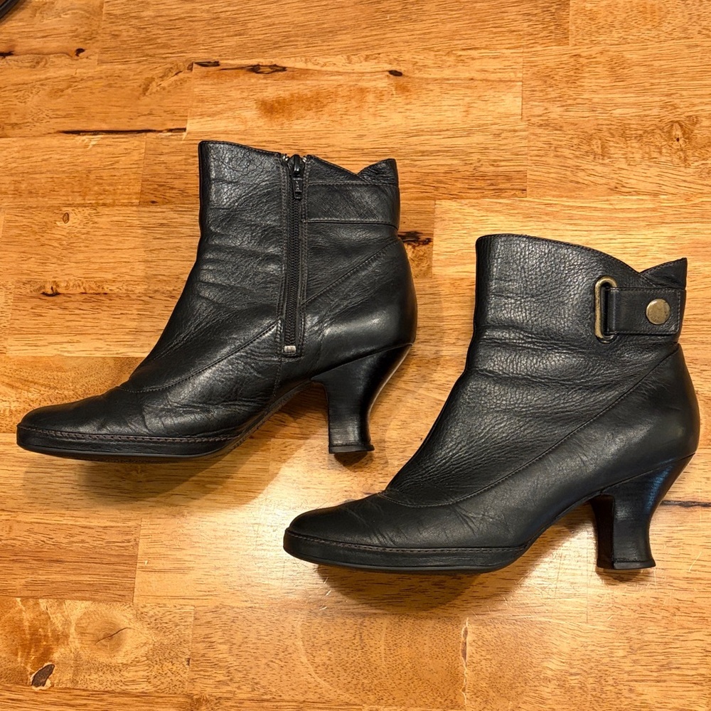 Indigo by Clarks Ankle Boots Flared Heel